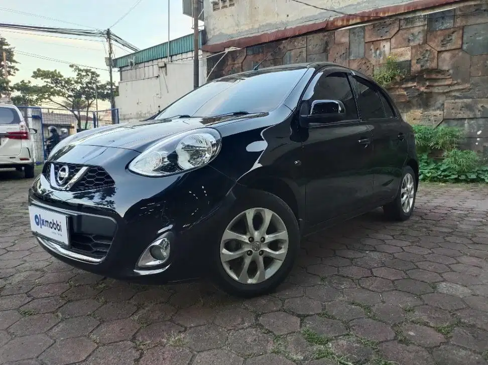 Nissan March 1.2 L Bensin-AT 2016
