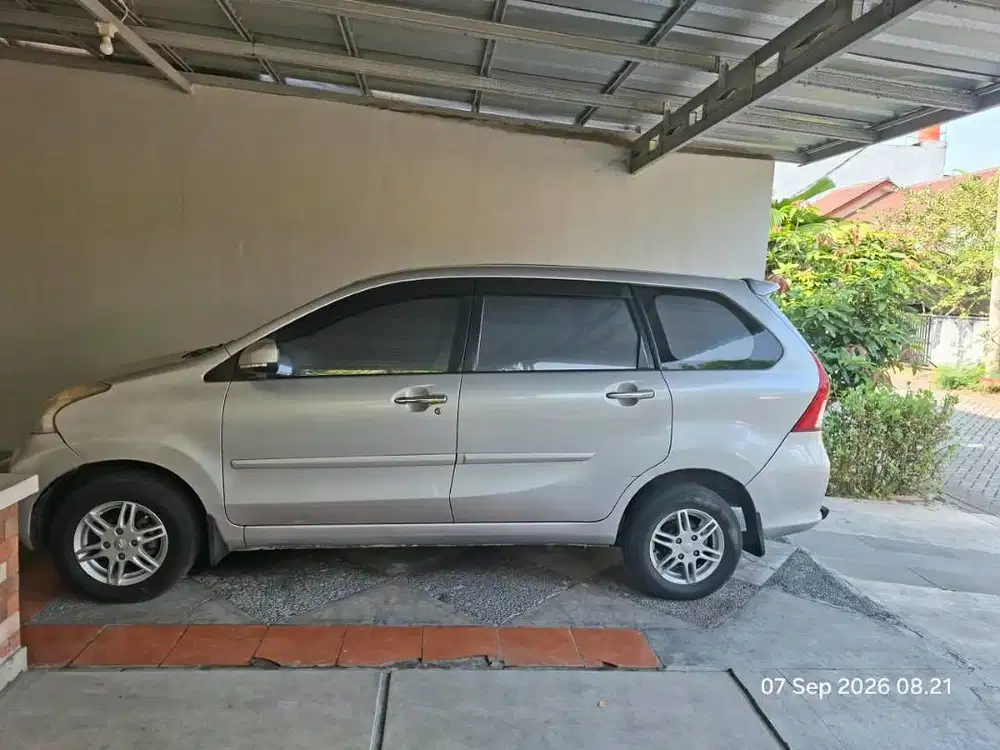 xenia matic 2012 90 juta, pajak ban semua baru