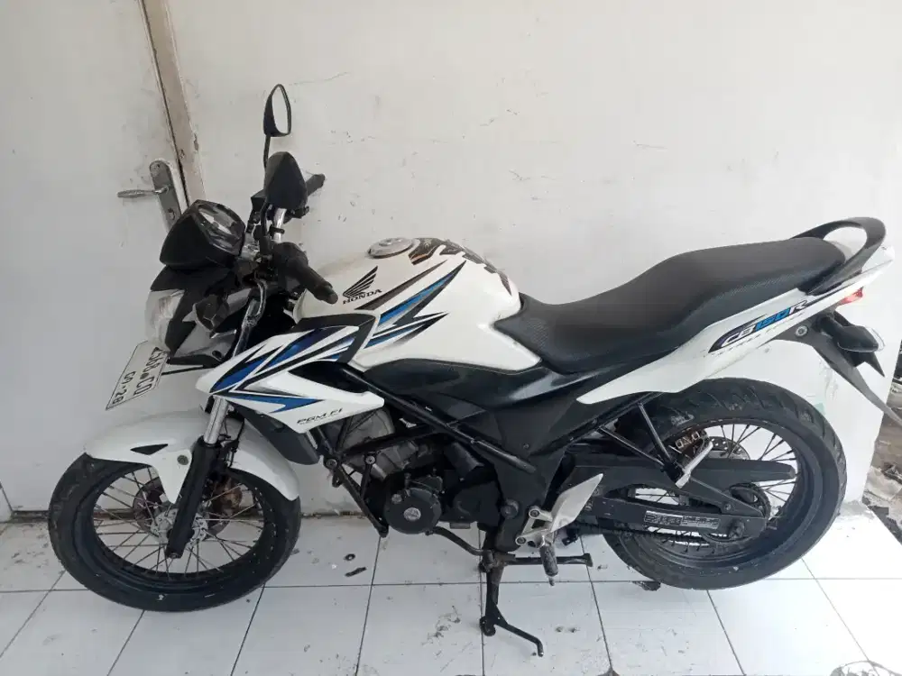 DIJUAL CB150  R