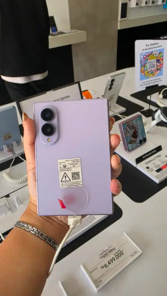 Samsung zfold wide 8