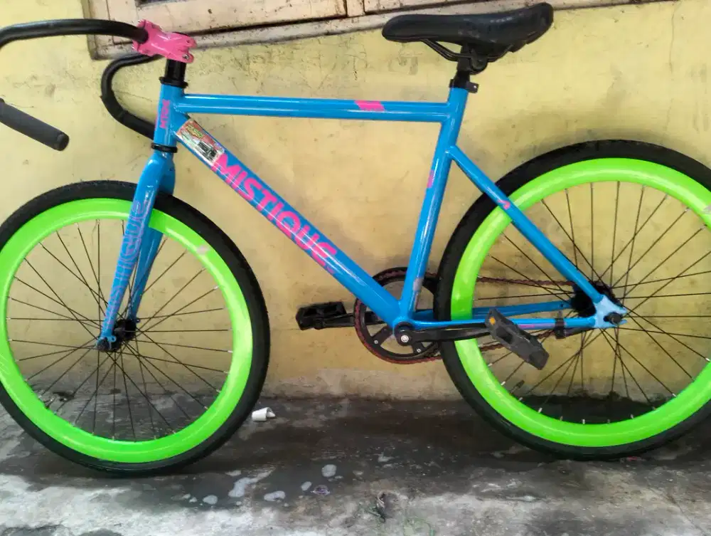 Sepeda fixie merk MISTIQUE