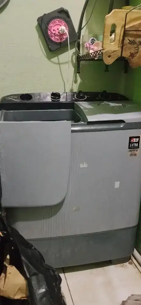 Mesin cuci Sanken bekas