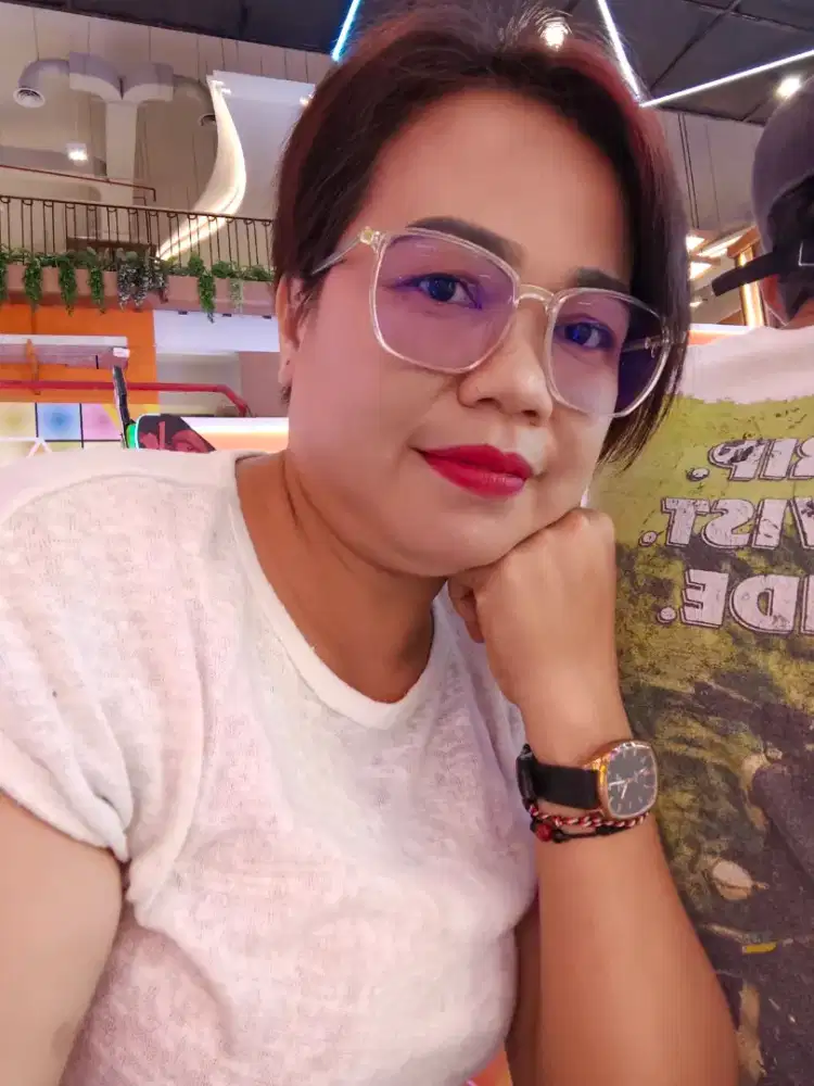 Cari kerja apa saja yang serius bukan yang iseng pngen chat doang