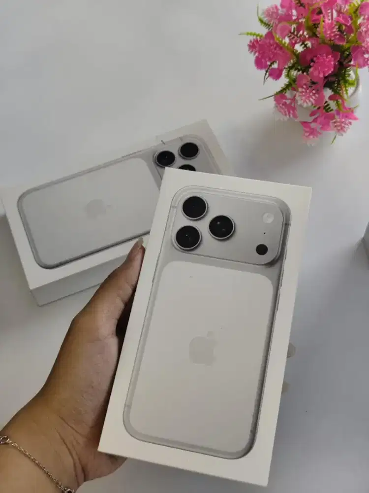 Iphone 17Pro ready lo gaes di erafone antasari masih ada promo cicilan