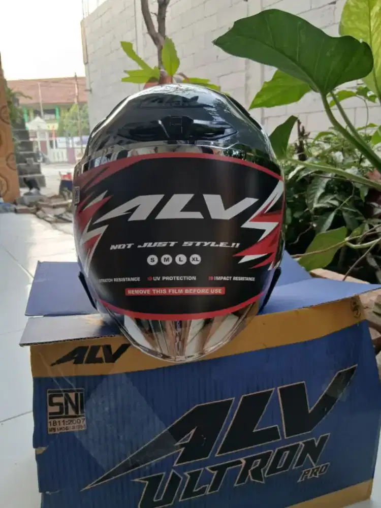 Helm ALV Ultron Pro (Size L)