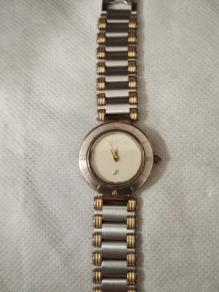 Jam tangan westar