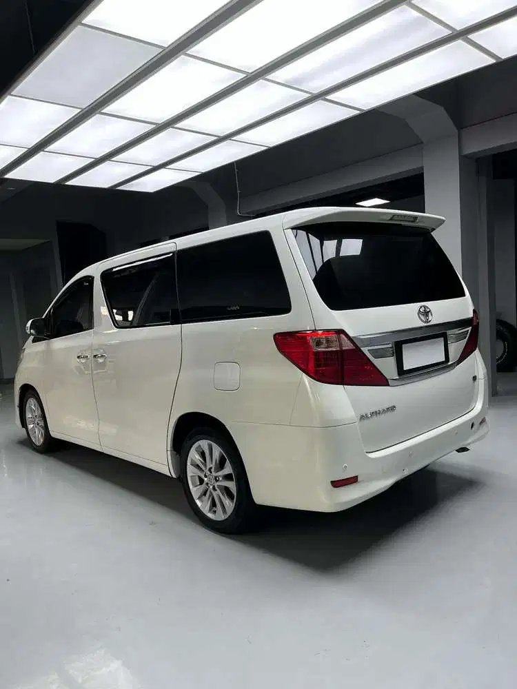 Toyota Alphard 2012 Bensin