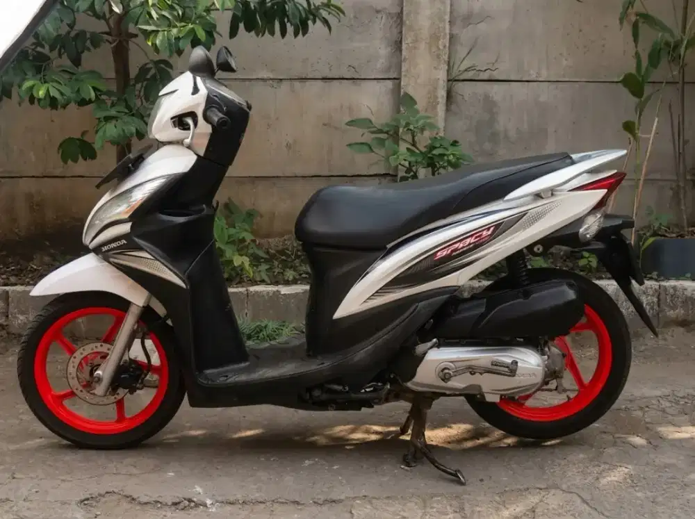Honda spacy 2011 tarikan enteng