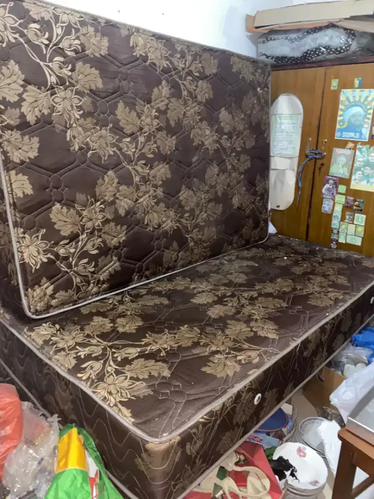 Jual Kasur bekas 120 x 180 bisa nego area gedangan