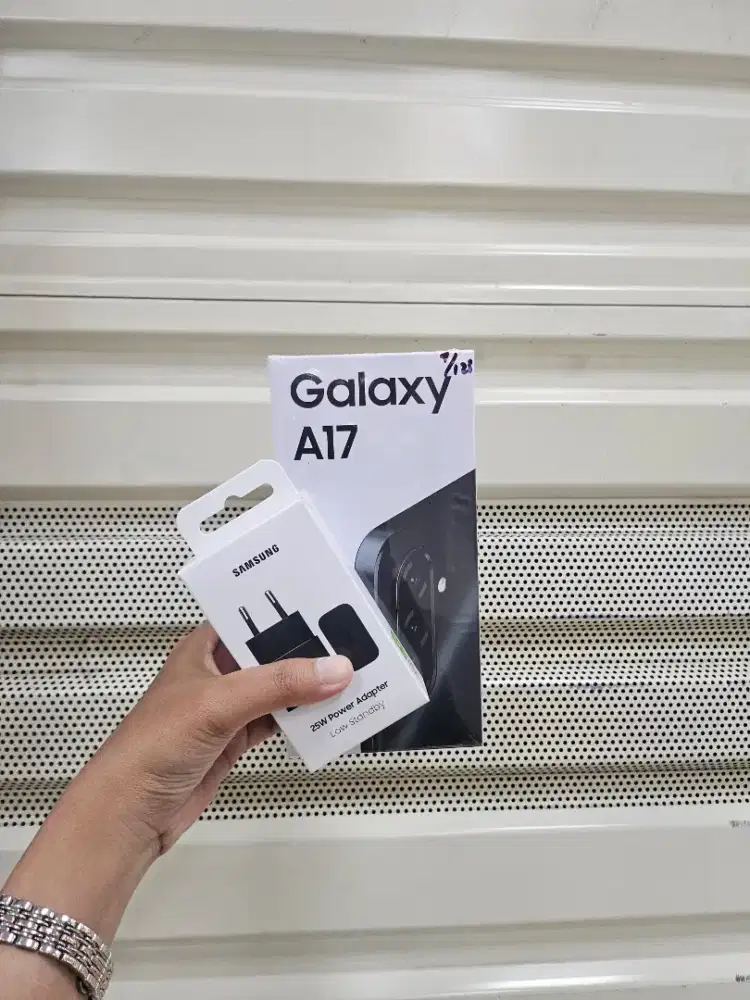 SAMSUNG A17 4/128 NEW FREE CHARGER