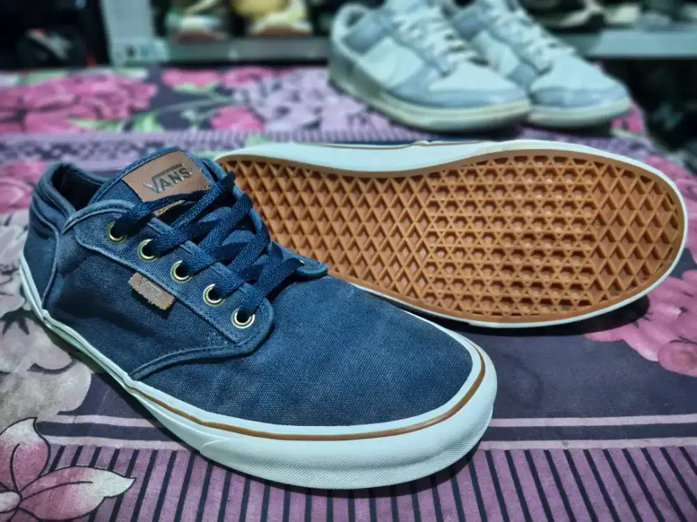 Sepatu second branded