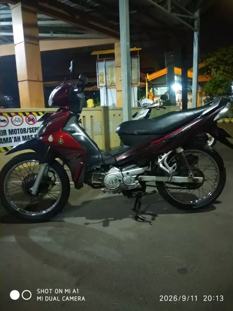 Yamaha Jupiter z robot tahun 2010