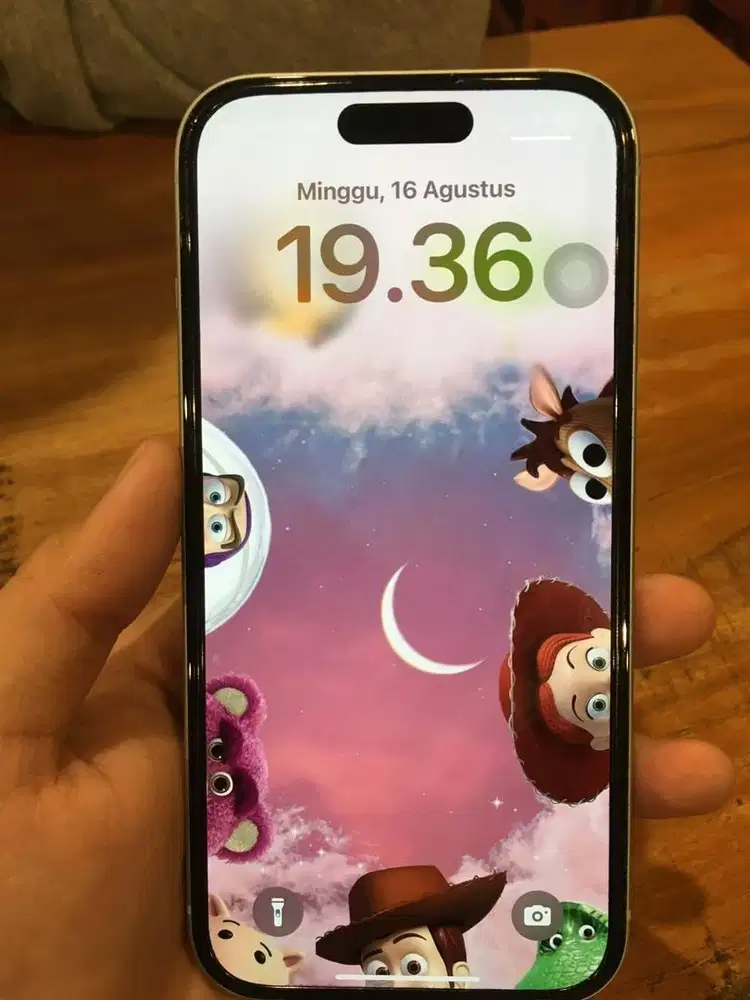 Iphone 15 128 resmi blibli