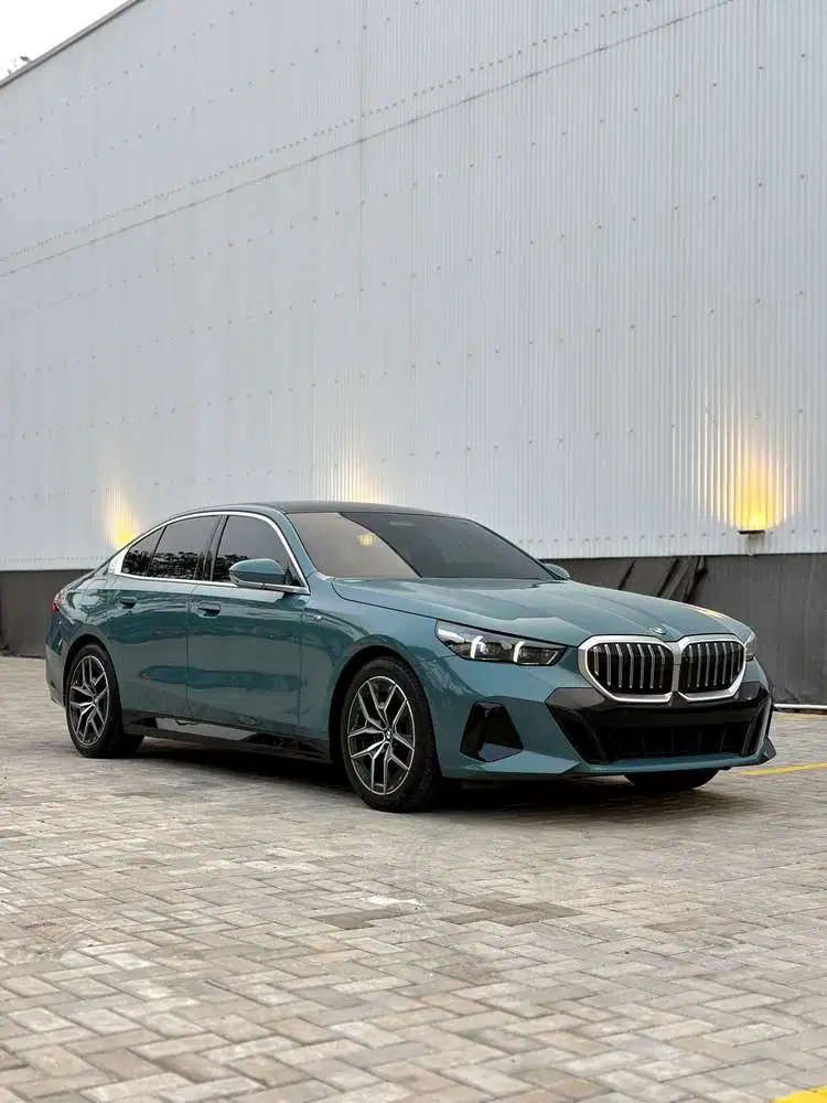 BMW 520i 2024 Bensin