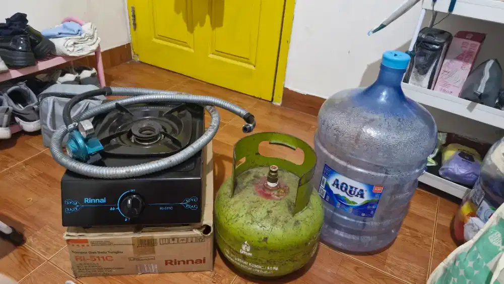 KOMPOR BESERTA GAS