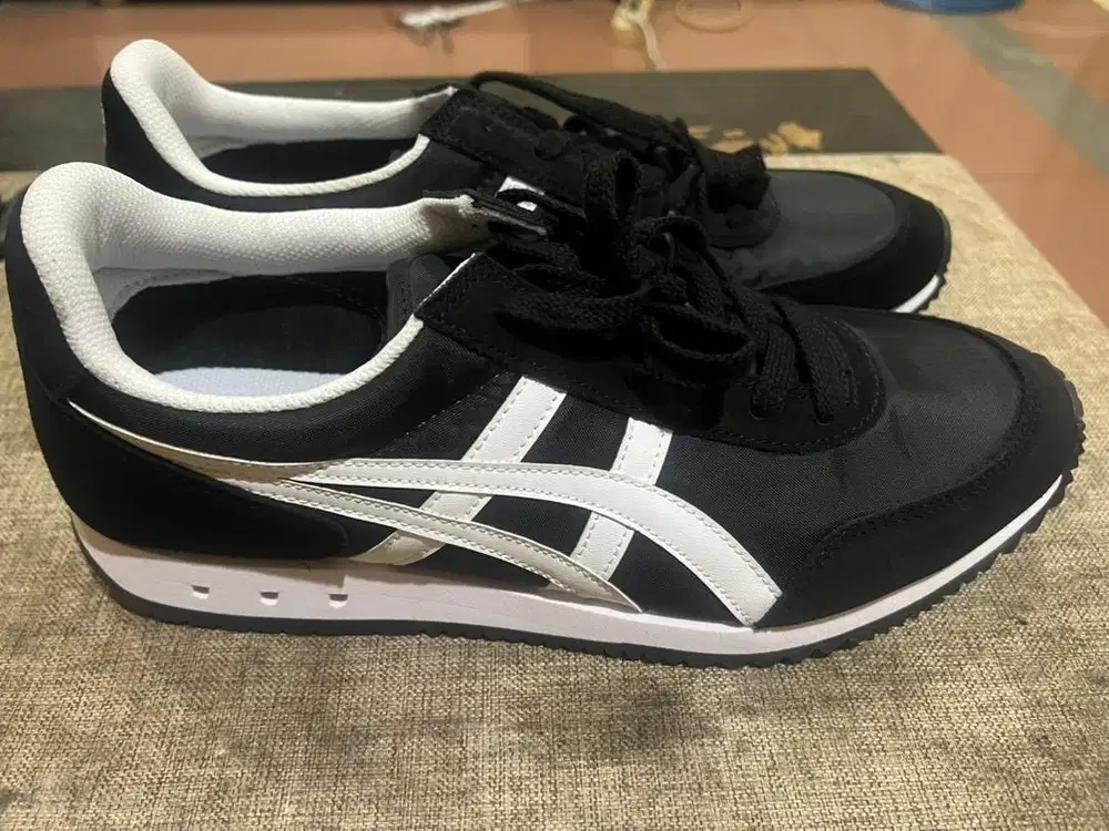 onitsuka tiger bnob