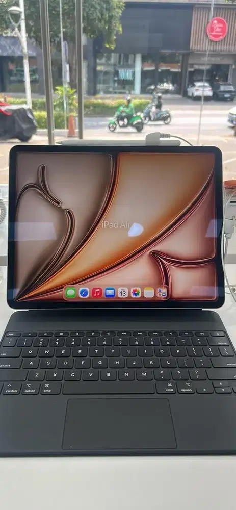 iPad Air (13inci) 128gb wifi only