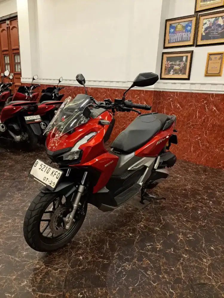 HUB CE KOM DP PROMO ADV 160 CBS 2024~MOTOR GRES KAYA BARU KM LOW