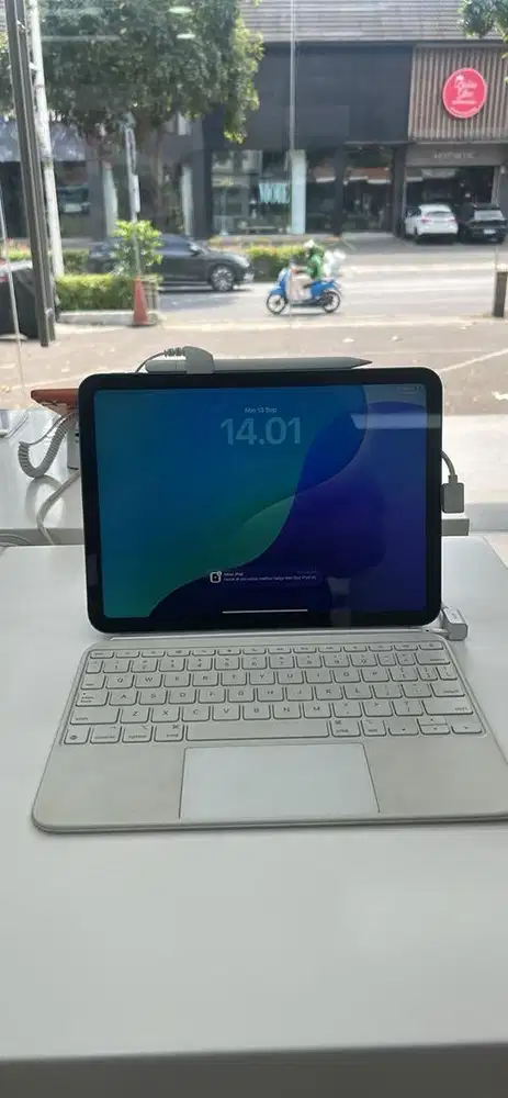 iPad A16 128gb Wifi only bisa melayani credit