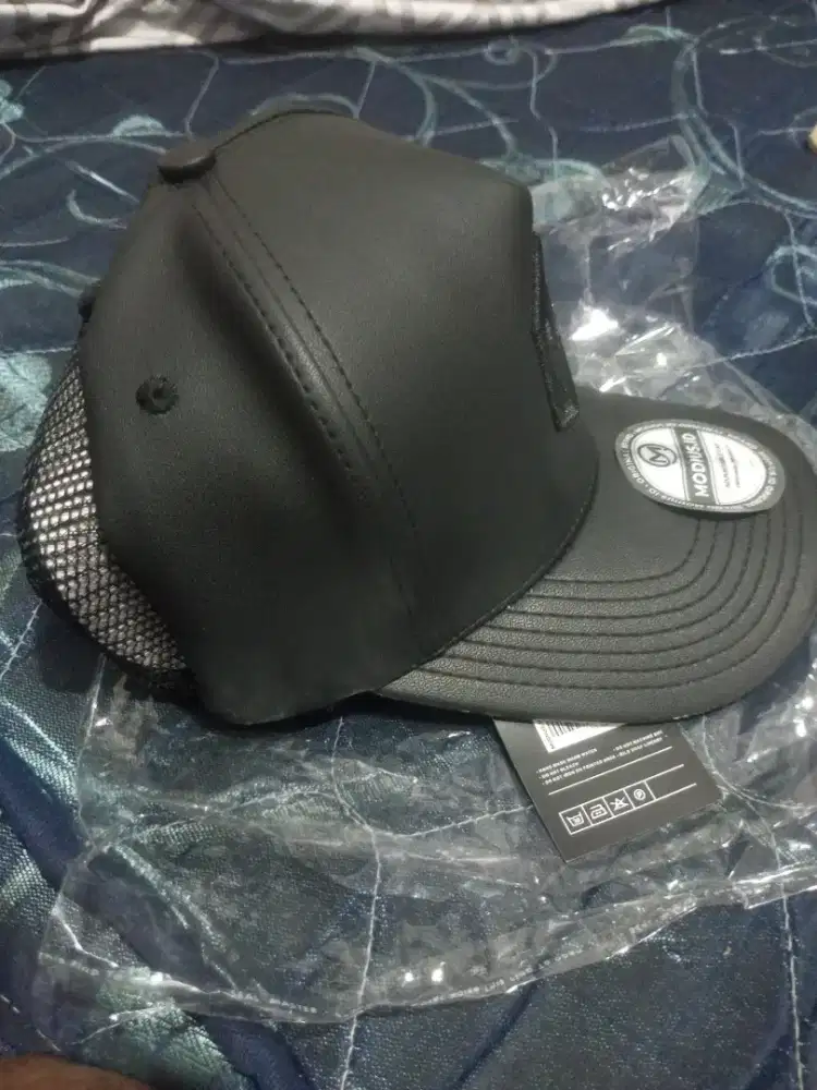 Dijual Topi pria kulit