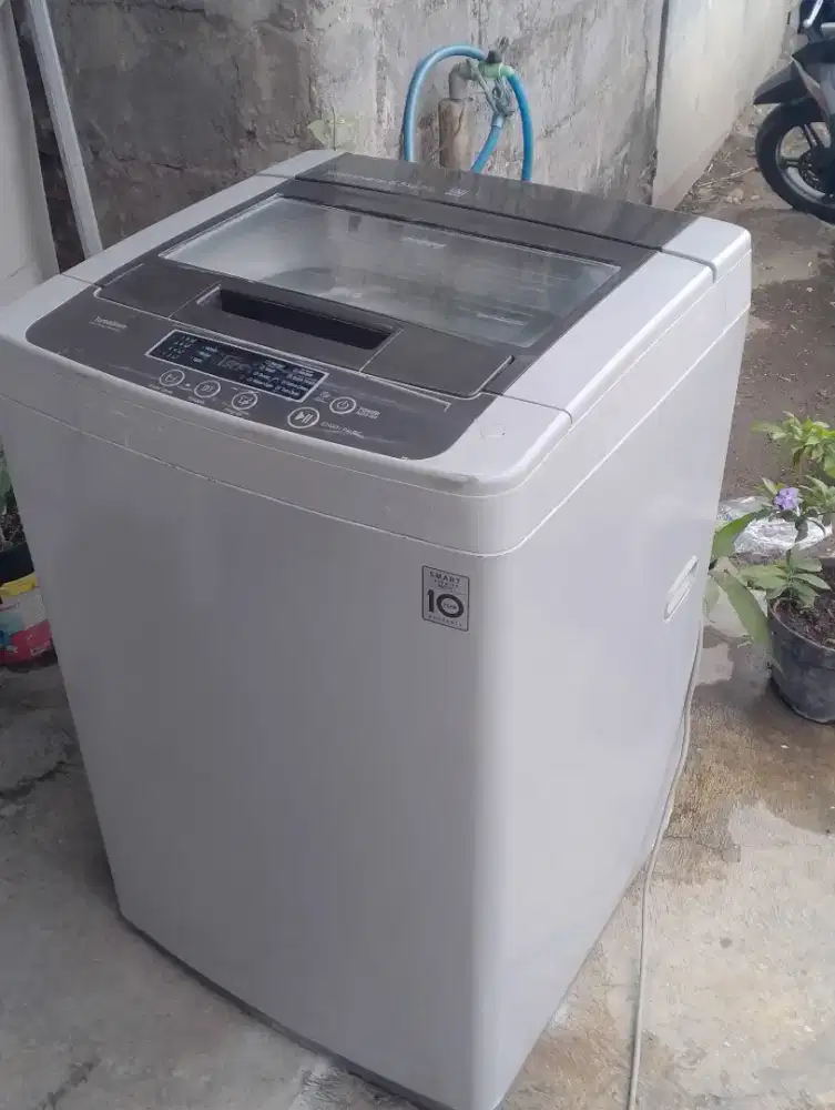 Mesin Cuci LG 8.5kg Smart Inventer Layak Pakai