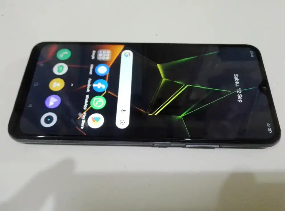 Realme C15 4G 4/64 layar 6.5 inchi mulus tt/barter