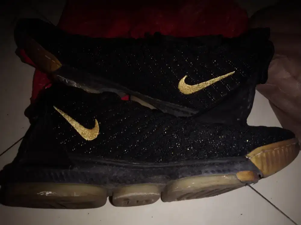 Nike Ori keren warna hitam