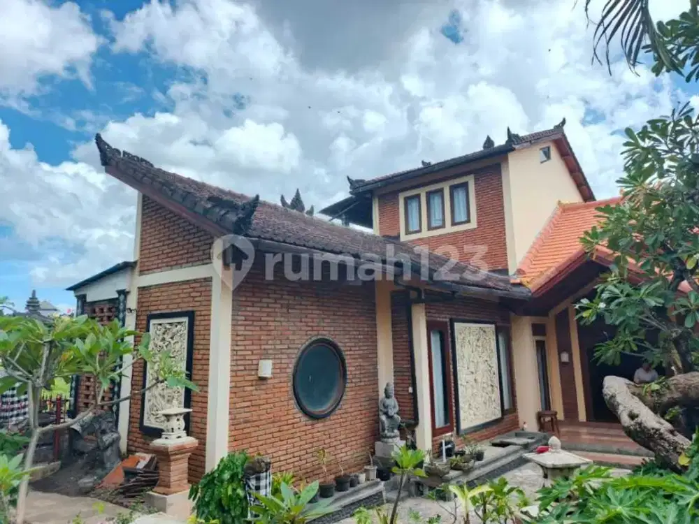 Disewakan Villa 3 Kamar Tidur di Kerobokan