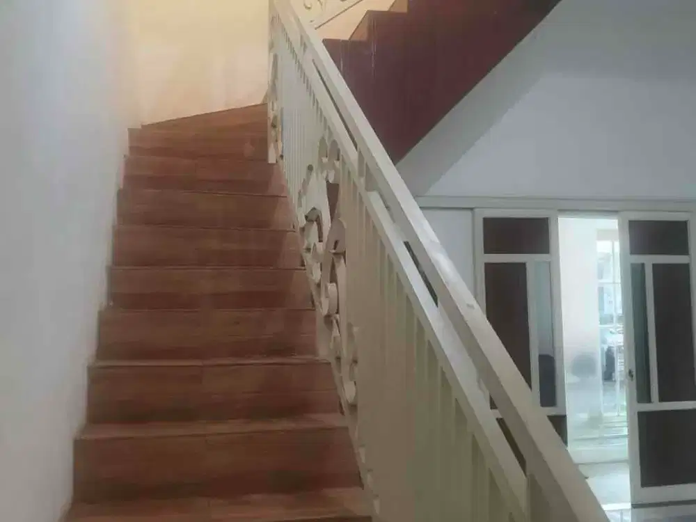 Dijual Sangat Murah Rumah Besar Furnish Puri Indah Sidoarjo