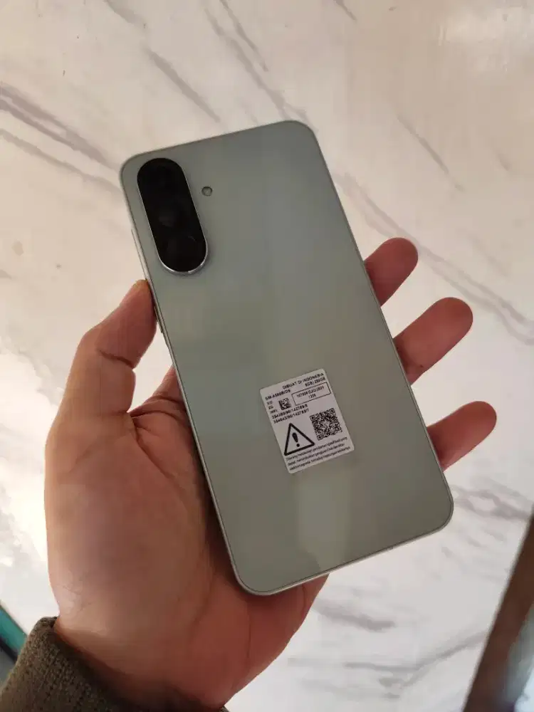 Samsung a56 5G 8/256 like new