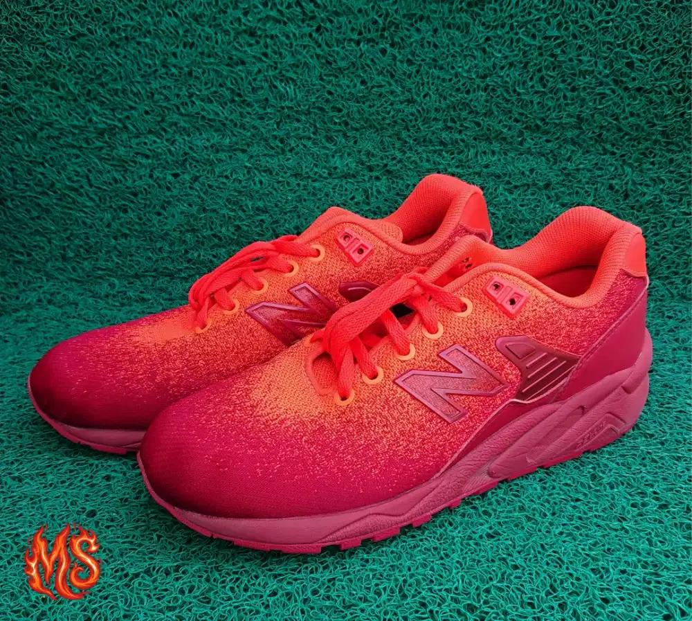 Sepatu NB MRT580JG