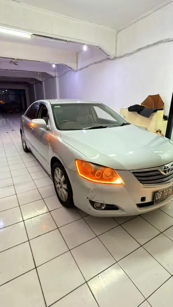 Camry 2.4 V silver 2007