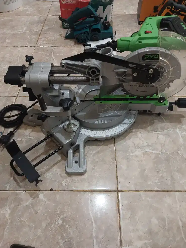 RYU Milter Saw Sliding RMS 180-1 kondisi bekas sudah di modif laser
