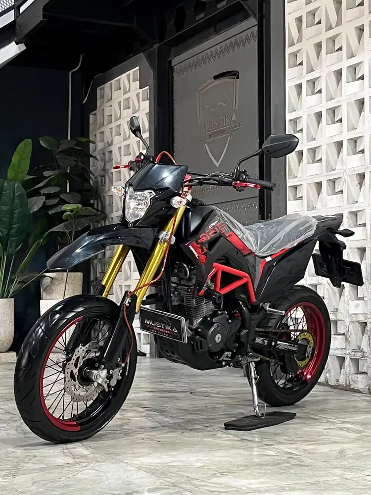 Supermoto Istimewa!!Honda CRF 150 th 2025 - Ayu Mustika