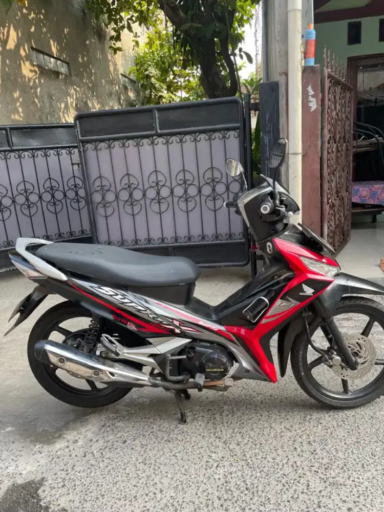 Di jual motor honda supra x 125cc