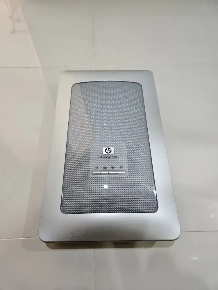 HP ScanJet 4850 Scanner