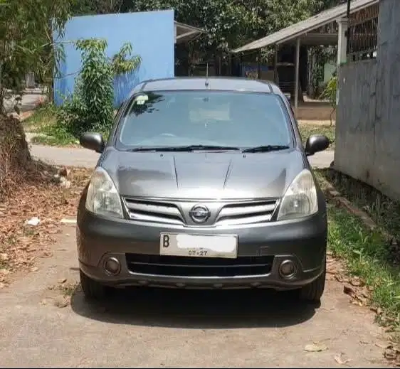 Nissan Grand Livina 1.5 XV 2012 Matic