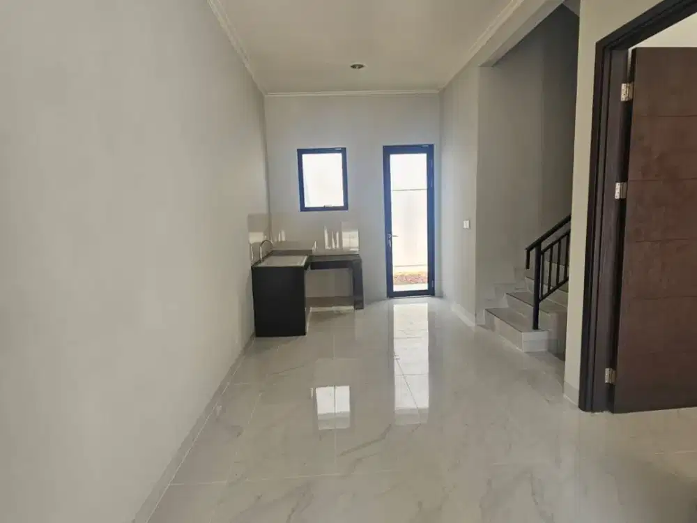 Dijual Rumah Kuningan Village PIK 2, 2 Lantai, 6x15 m, 3+1 KT, Hadap Utara, Siap Huni, Rp 3,5 M Nett