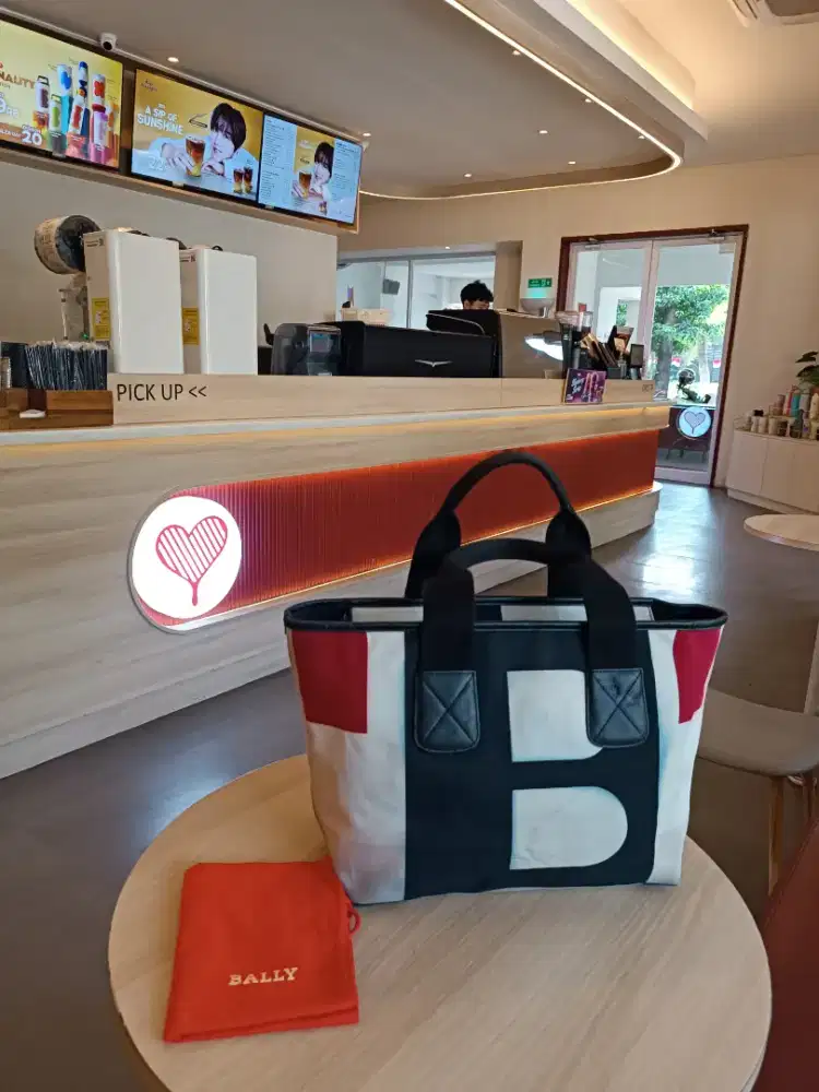 Tas Fashion Wanita Branded