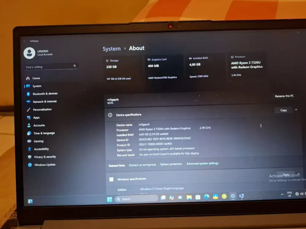 LAPTOP LENOVO RYZEN 3 7320