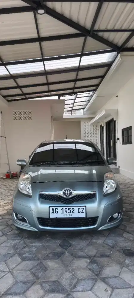 Toyota Yaris E Manual 2011