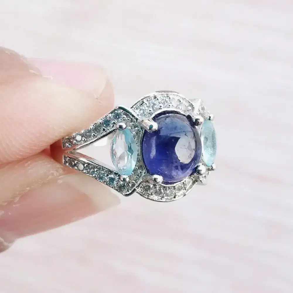 Cincin Batu Permata Natural Blue Safir / Sapphire Ladies / Wanita