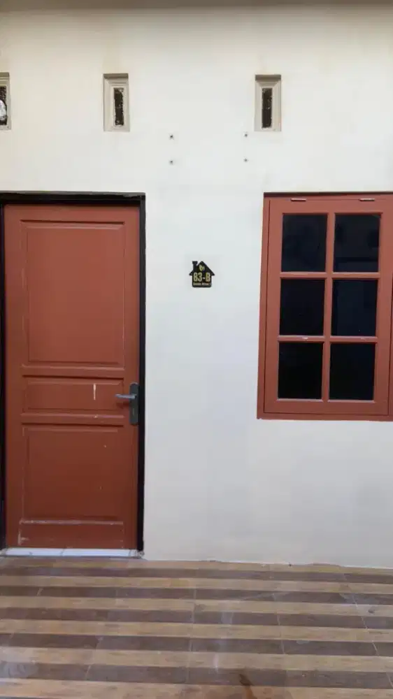 Dikontrakan Rumah Petak dekat Puskesmas Cipayung dan URINDO