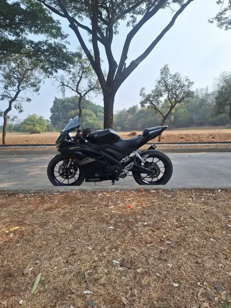 Jual r15v3 2020 hitam