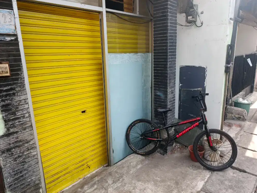 KONTRAKAN 3 PETAKAN