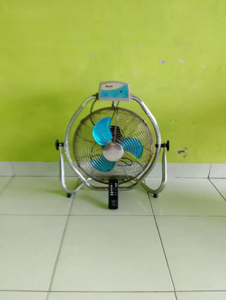 Kipas angin duduk merk Arashi 16 inch pakai remote