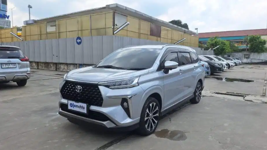 Pajak Panjang - Toyota Avanza 1.5 Veloz Q Bensin-AT 2022