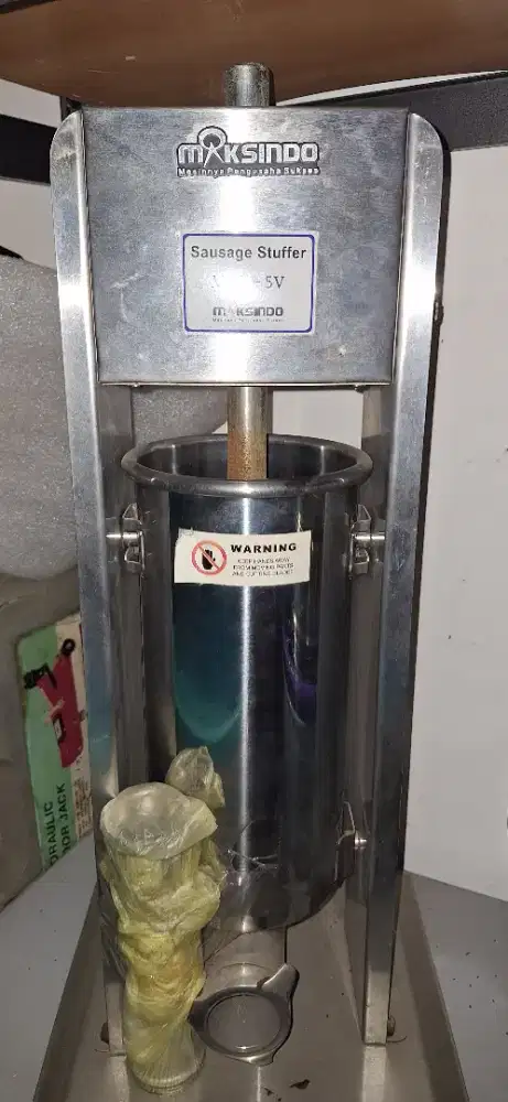Alat pembuat sosis vertikal merek Maksindo 5 liter