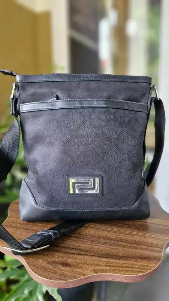 Sling bag Gianni Versace made in italy
