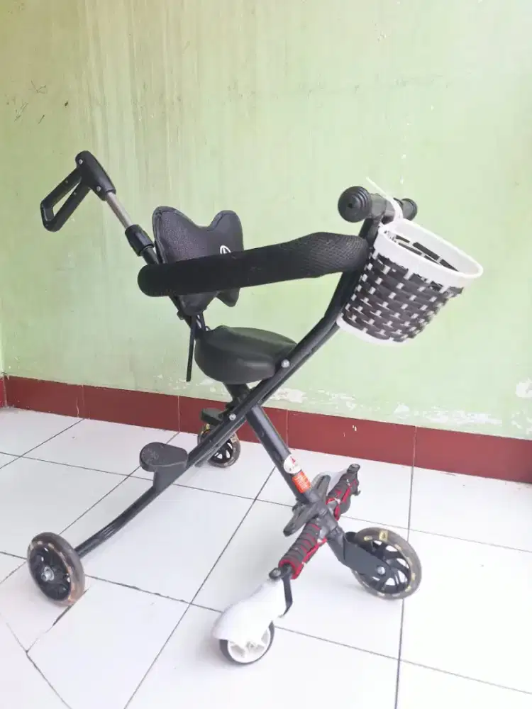 Stroller exotic second